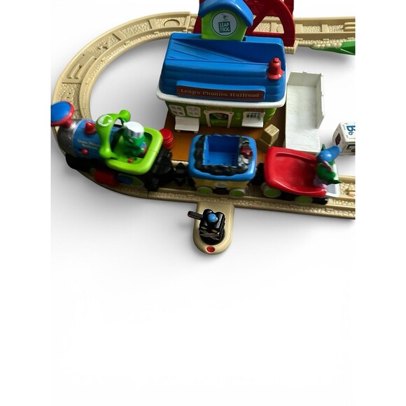 Leapfrog Leap’s Phonics Railroad Train Set  Alphabet RARE -Tested - Picture 8 of 16